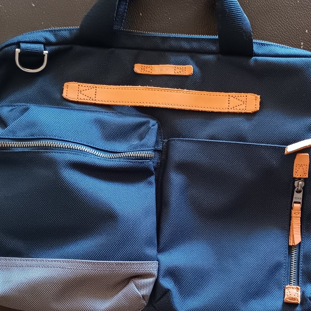 Tumi Dalston ACER Travel Briefcase in Navy